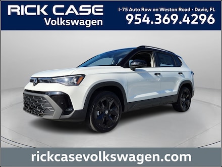 2025 Volkswagen Taos 1.5T SE Black SUV