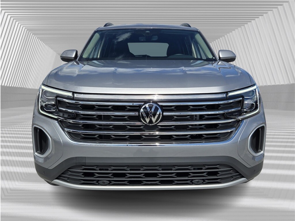2026 Volkswagen Atlas SE Technology photo 2