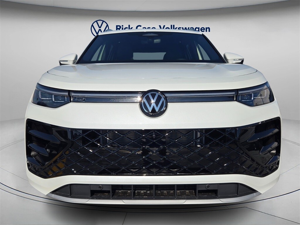 New 2026 Volkswagen Tiguan 2.0T SEL R-Line Turbo SUV