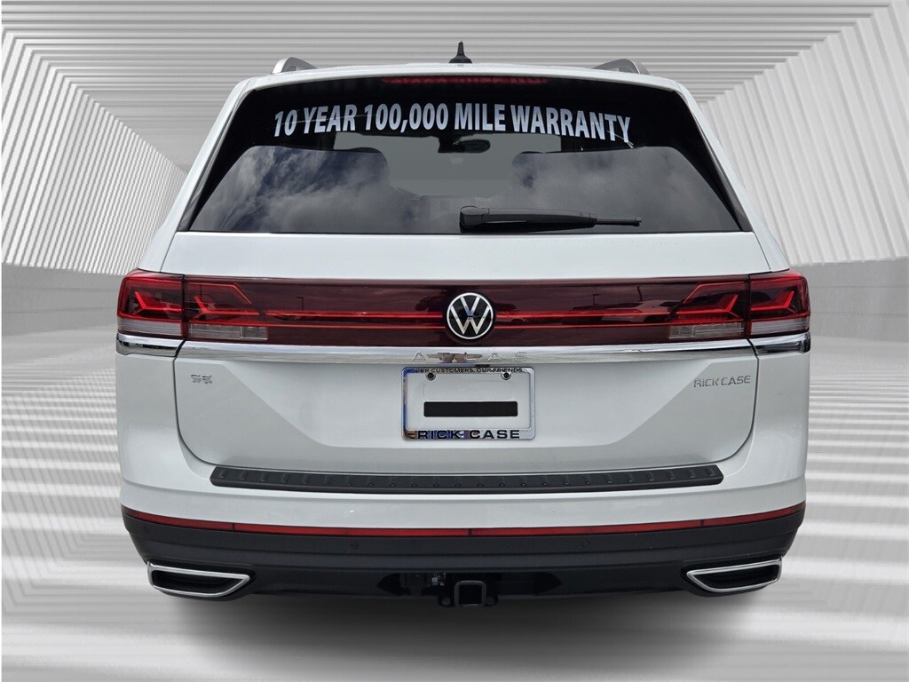 2026 Volkswagen Atlas SE Technology photo 3