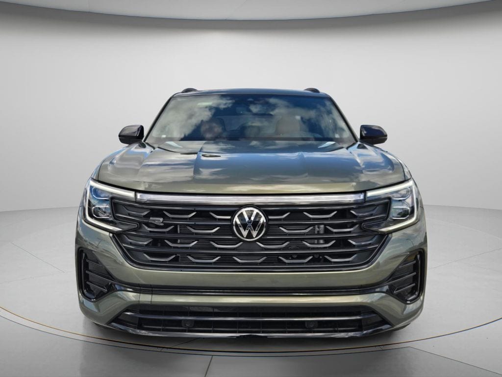 New 2026 Volkswagen Atlas Cross Sport SEL R-Line Black SUV