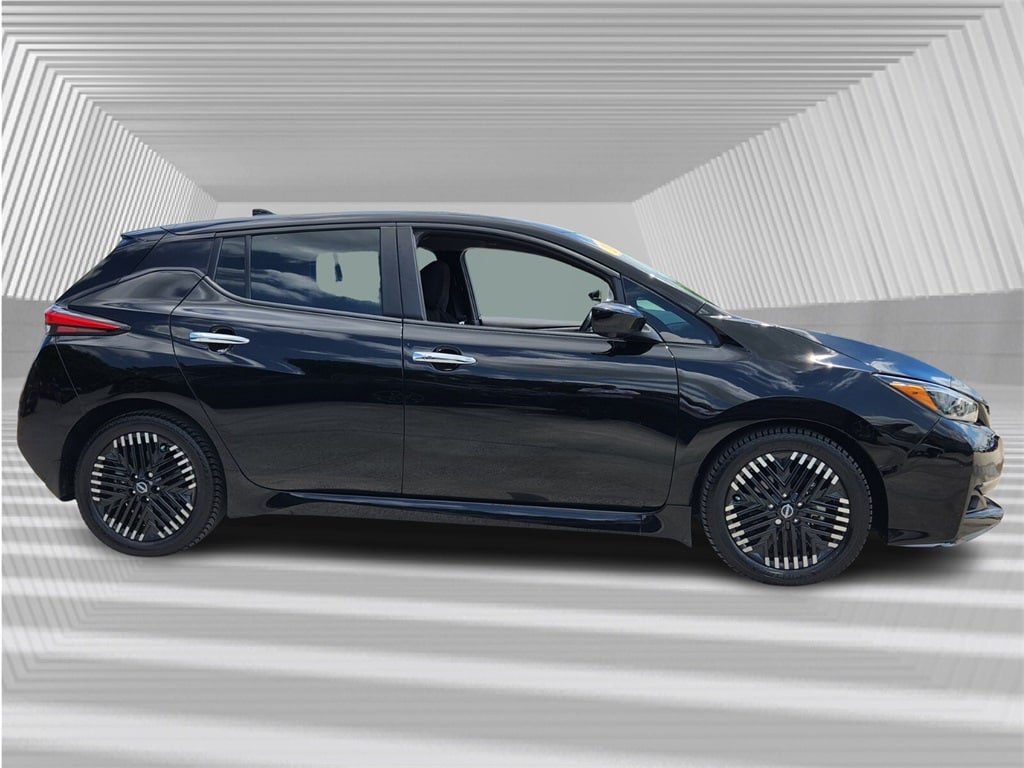Used 2023 Nissan Leaf SV Plus with VIN 1N4CZ1CVXPC553639 for sale in Davie, FL