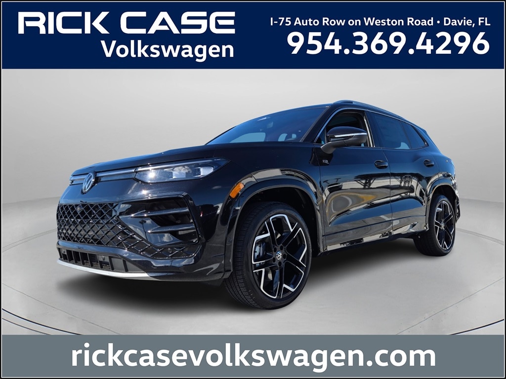 2026 Volkswagen Tiguan SEL R-LINE TURBO's photo