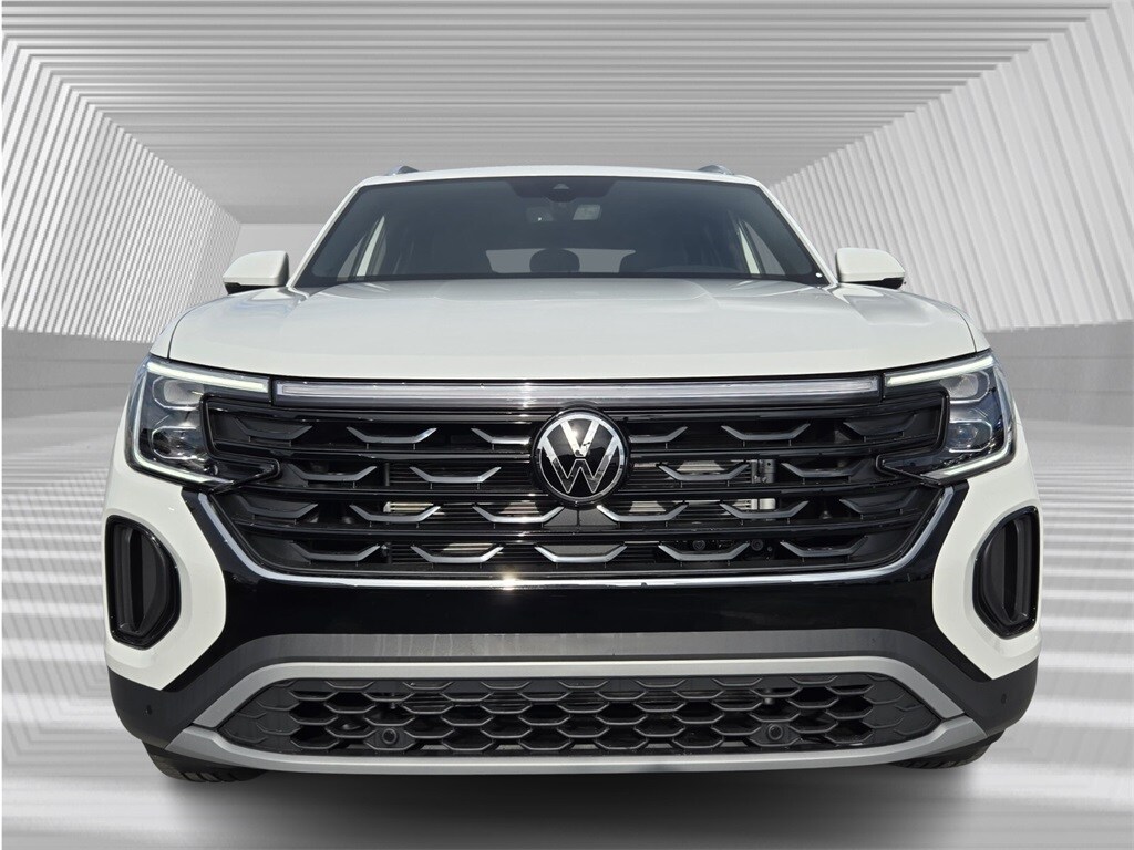 2026 Volkswagen Atlas Cross Sport SE Technology photo 3