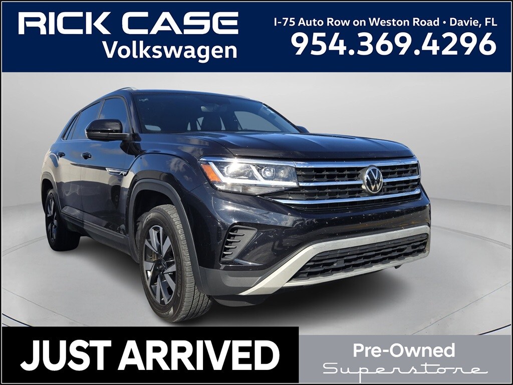 Used 2022 Volkswagen Atlas Cross Sport 2.0T SE SUV