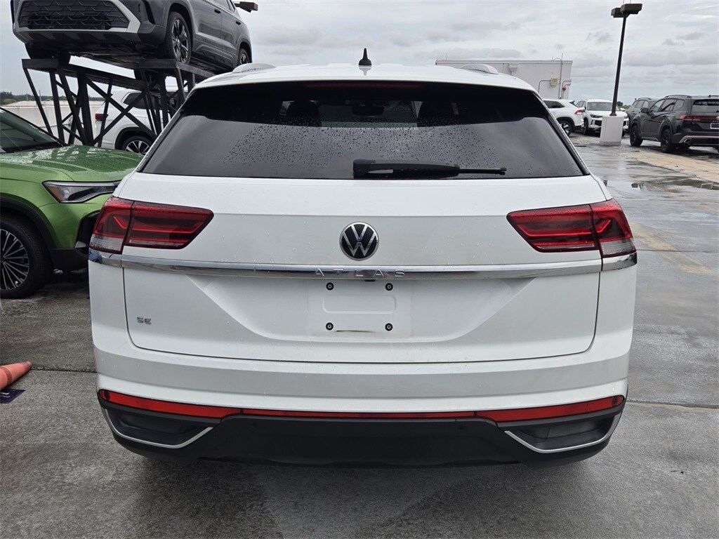 2021 Volkswagen Atlas Cross Sport SE Technology photo 3