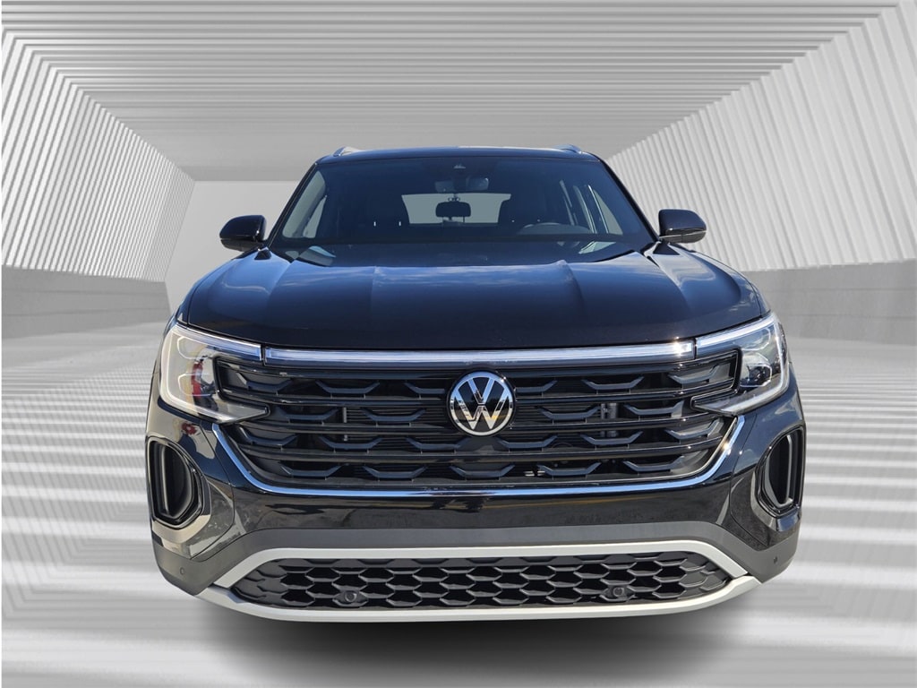New 2026 Volkswagen Atlas Cross Sport 2.0T SE w/Technology SUV