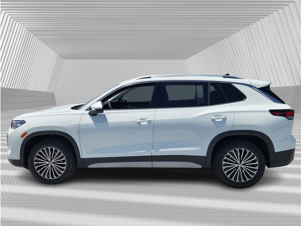 2026 Volkswagen Tiguan S photo 2