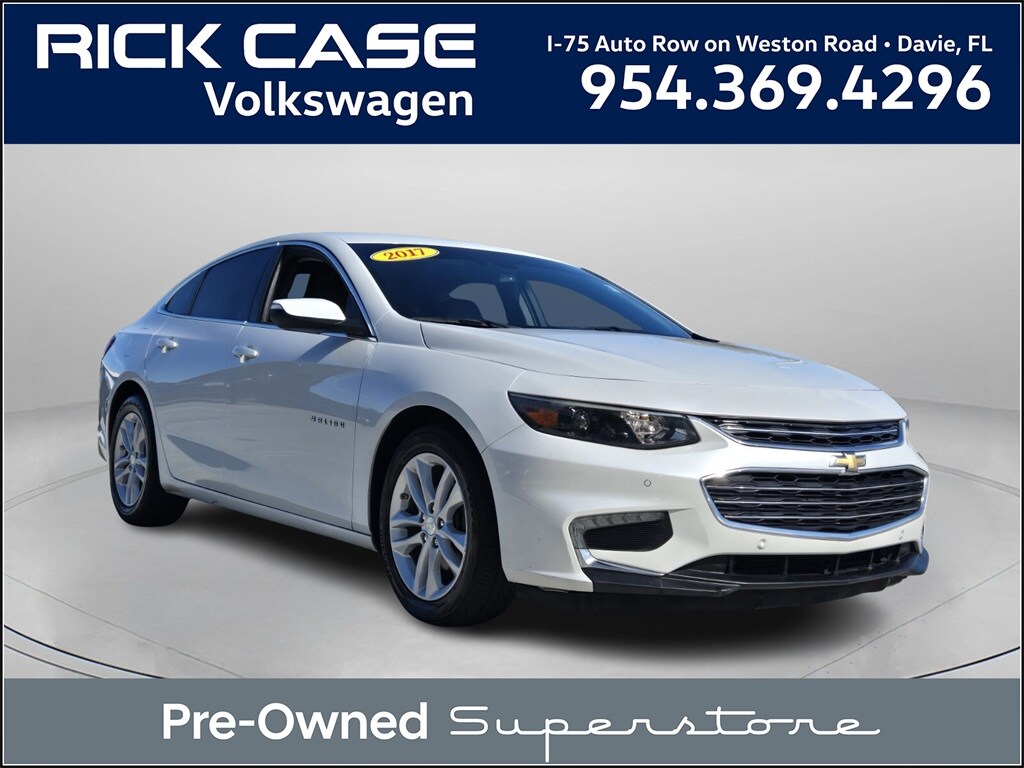 Used 2017 Chevrolet Malibu LT w/1LT Sedan