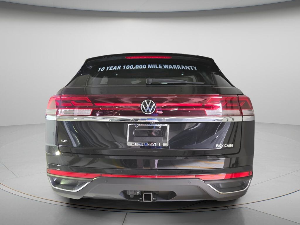 New 2026 Volkswagen Atlas Cross Sport SE w/Technology SUV