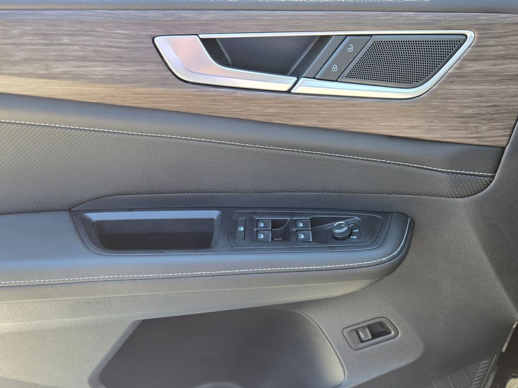2026 Volkswagen Atlas SEL - Photo 11