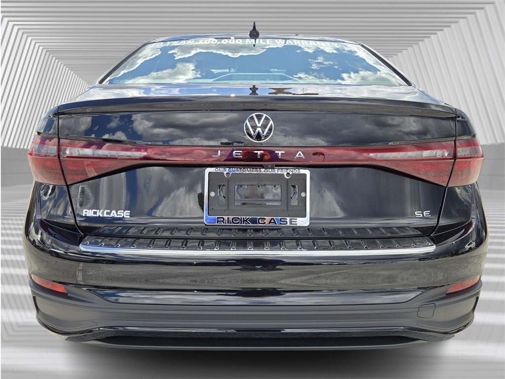 2026 Volkswagen Jetta SE photo 4