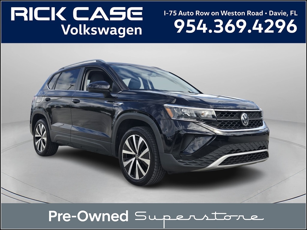 2022 Volkswagen Taos SE's photo