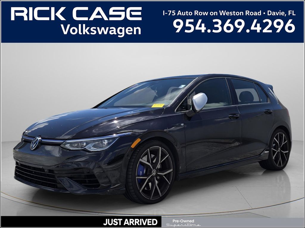 2024 Volkswagen Golf R Golf R 4-door DSG's photo