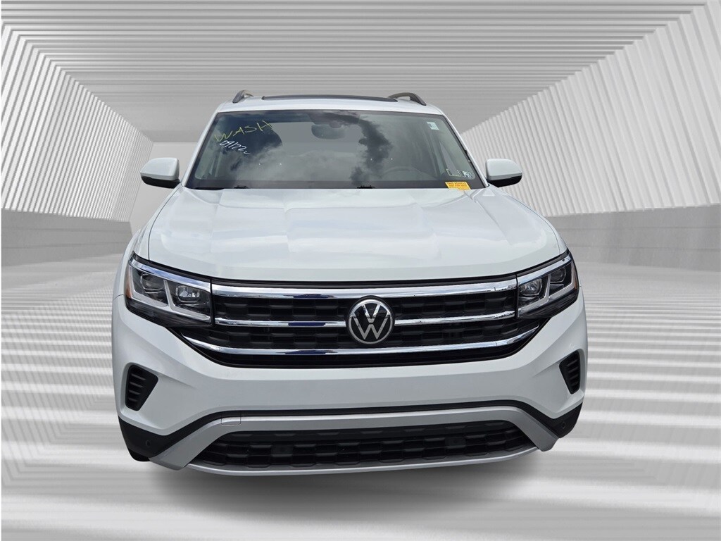 2022 Volkswagen Atlas V6 SE Technology photo 2