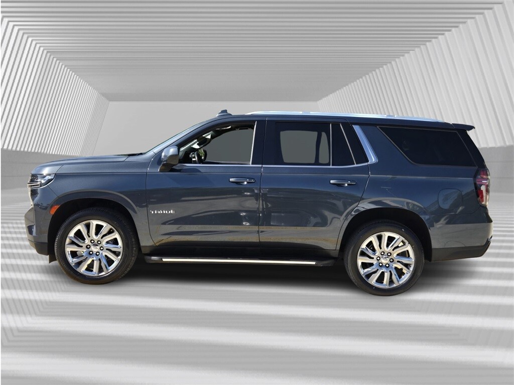 2021 Chevrolet Tahoe LT photo 3
