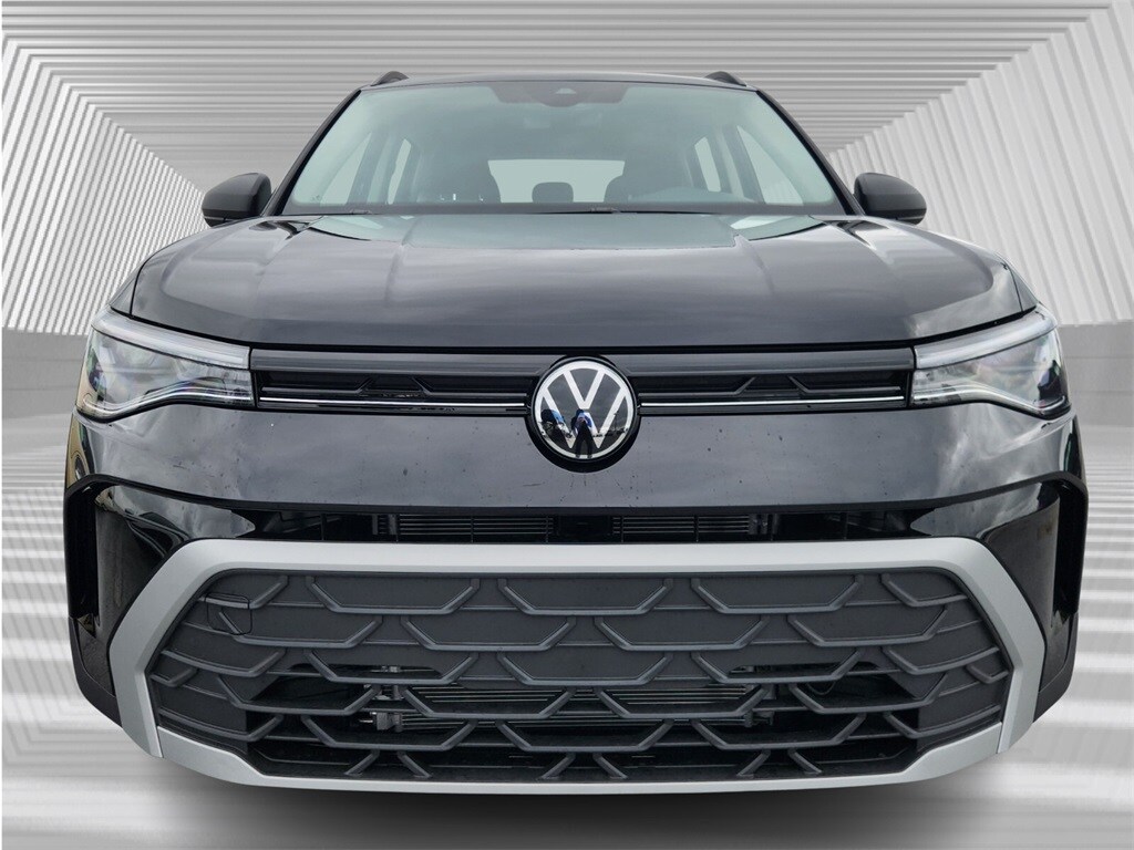 2025 Volkswagen Taos S photo 2
