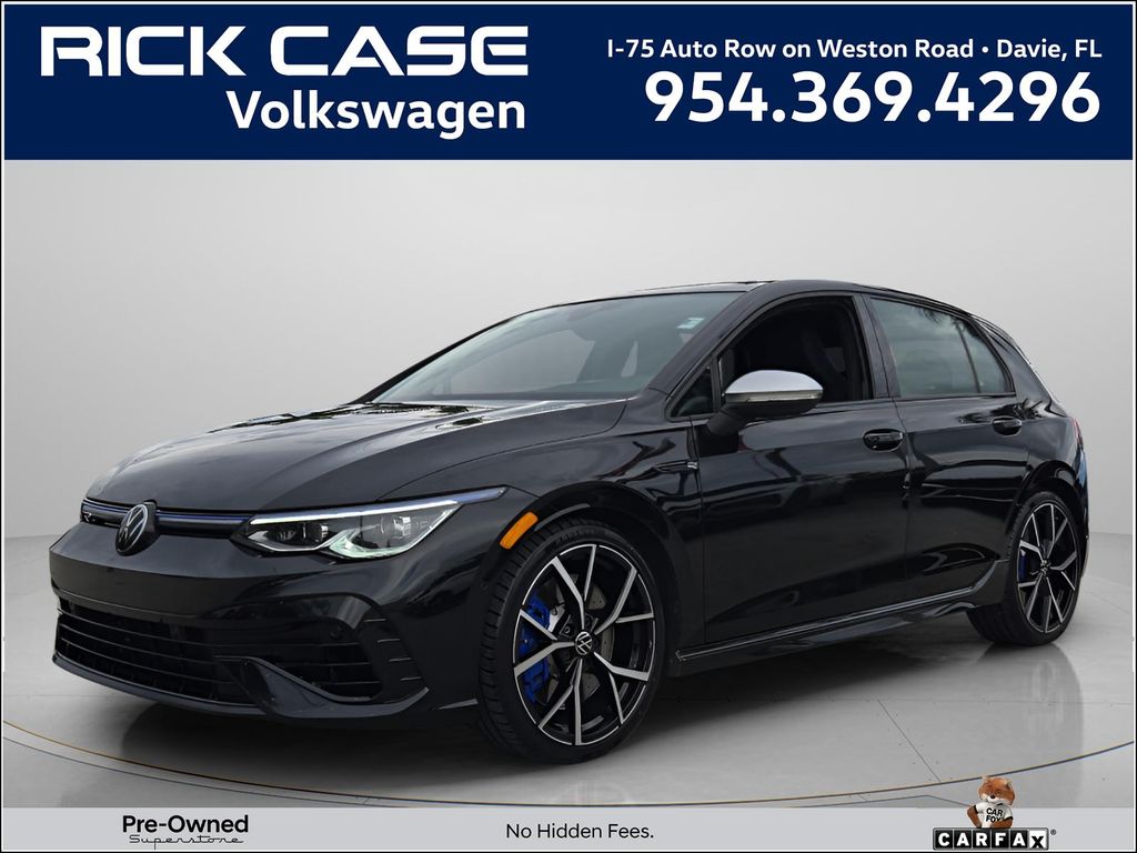 2024 Volkswagen Golf R Golf R 4-door DSG's photo