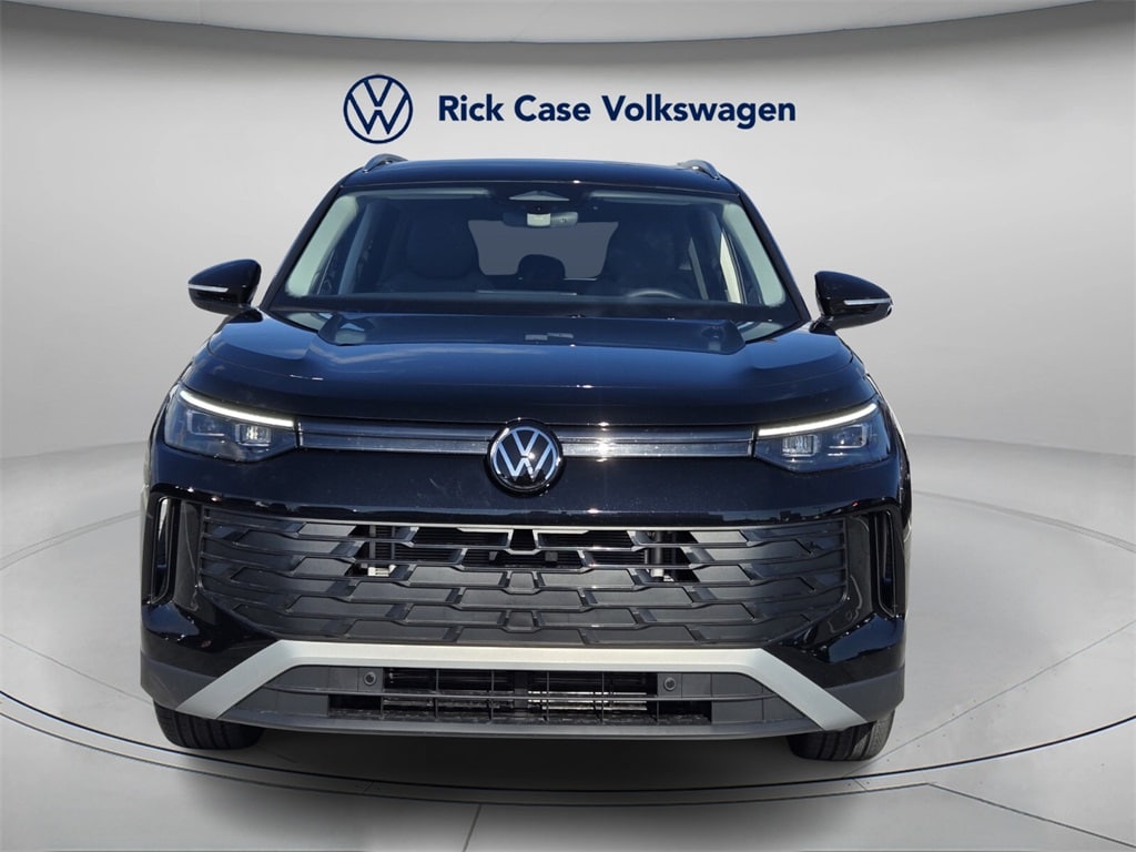 New 2026 Volkswagen Tiguan 2.0T SE SUV