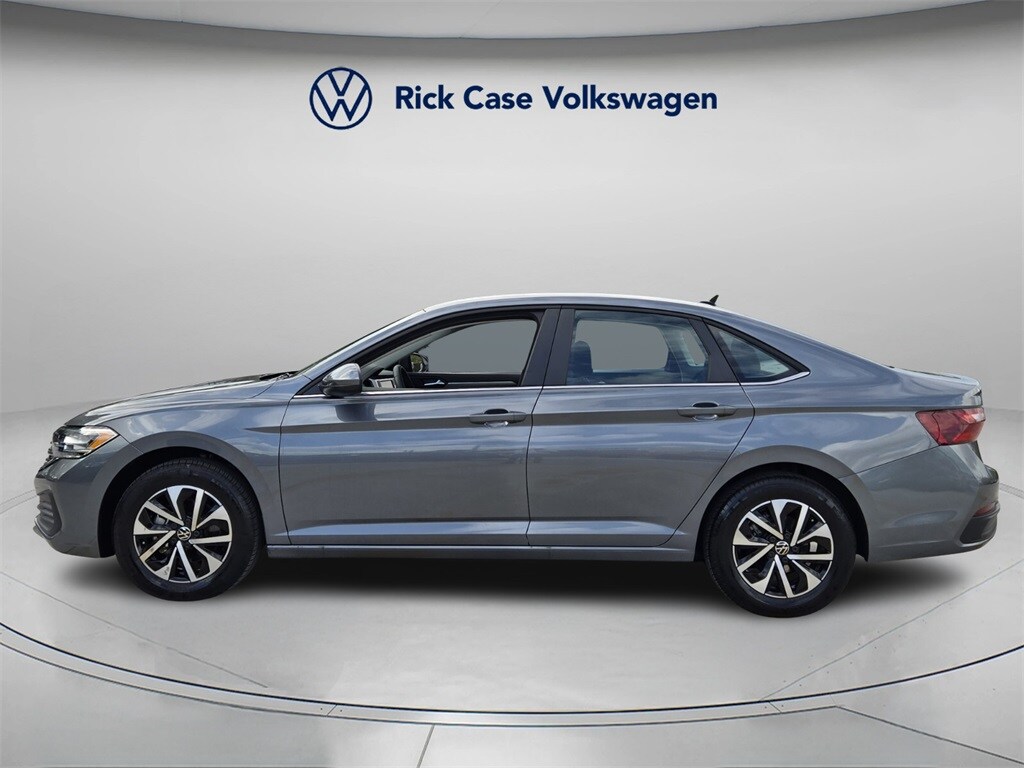 2024 Volkswagen Jetta 1.5T S photo 2