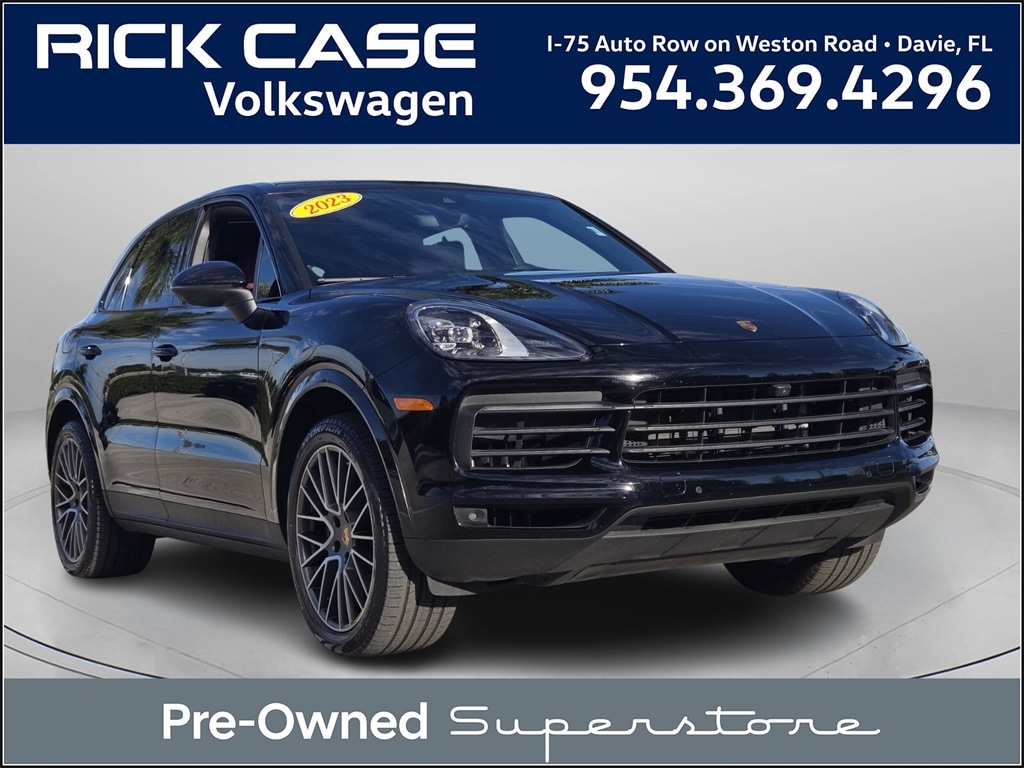 2023 Porsche Cayenne Base