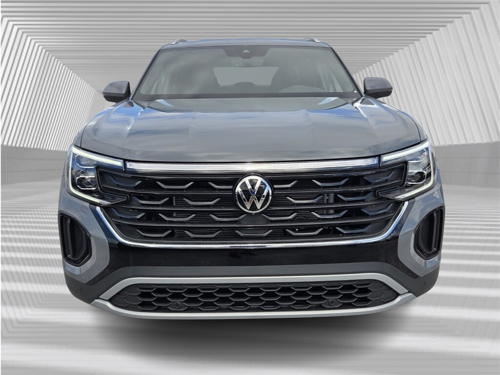 2026 Volkswagen Atlas Cross Sport SE Technology photo 2