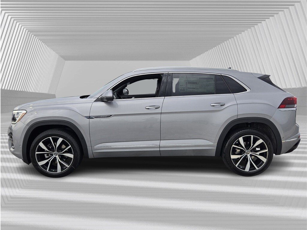 2026 Volkswagen Atlas Cross Sport SEL Premium R-Line photo 2