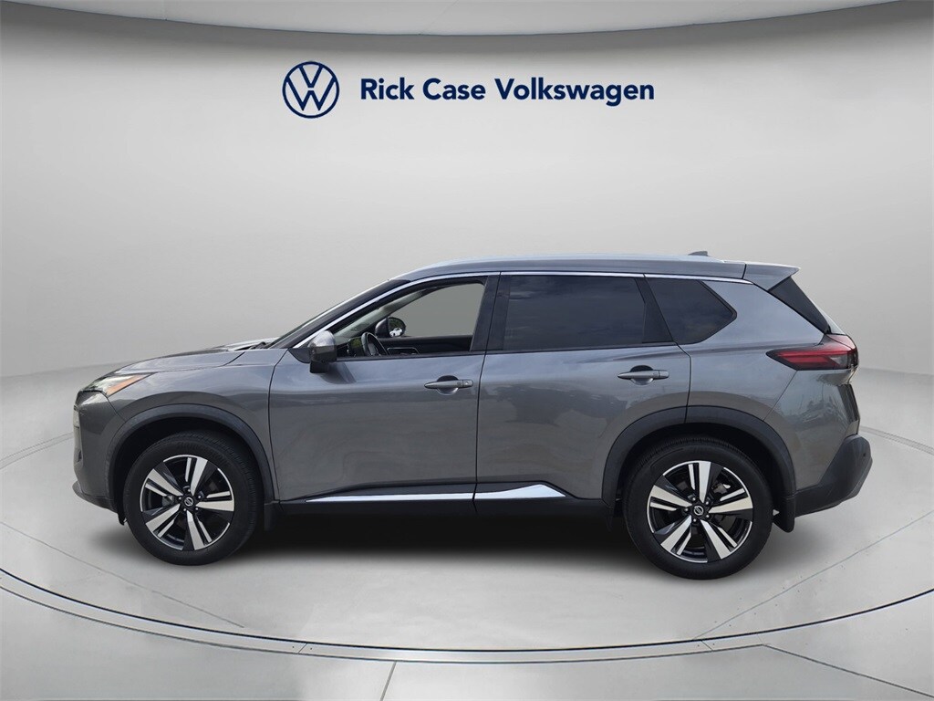 2021 Nissan Rogue SL photo 2