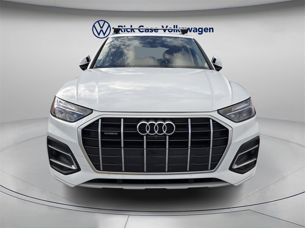 2021 Audi Q5 45 Premium Plus photo 2