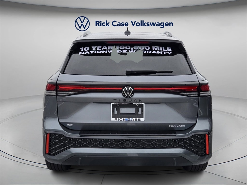 New 2026 Volkswagen Tiguan 2.0T SE R-Line Black SUV
