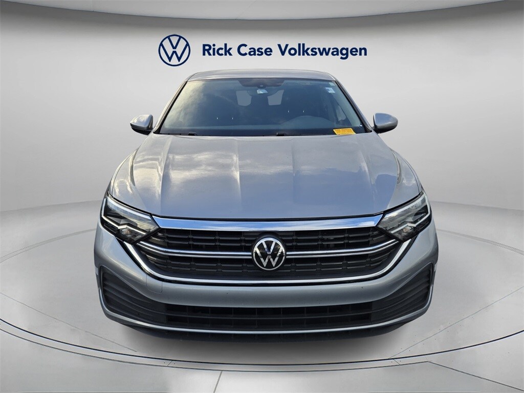 2023 Volkswagen Jetta 1.5T S photo 2
