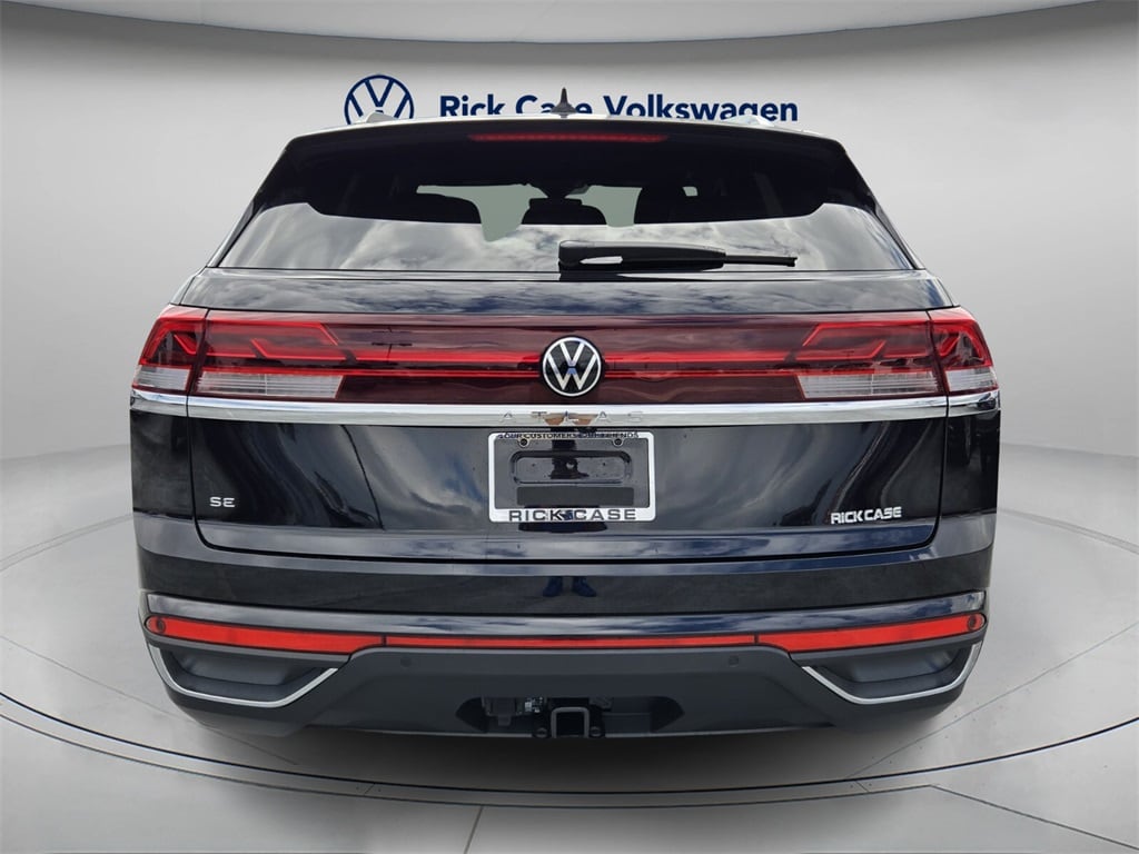 New 2026 Volkswagen Atlas Cross Sport 2.0T SE w/Technology SUV