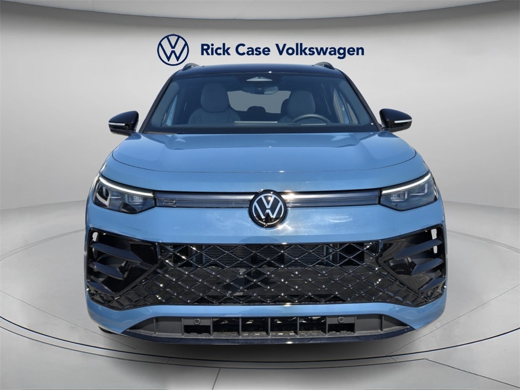 New 2026 Volkswagen Tiguan 2.0T SE R-Line Black SUV