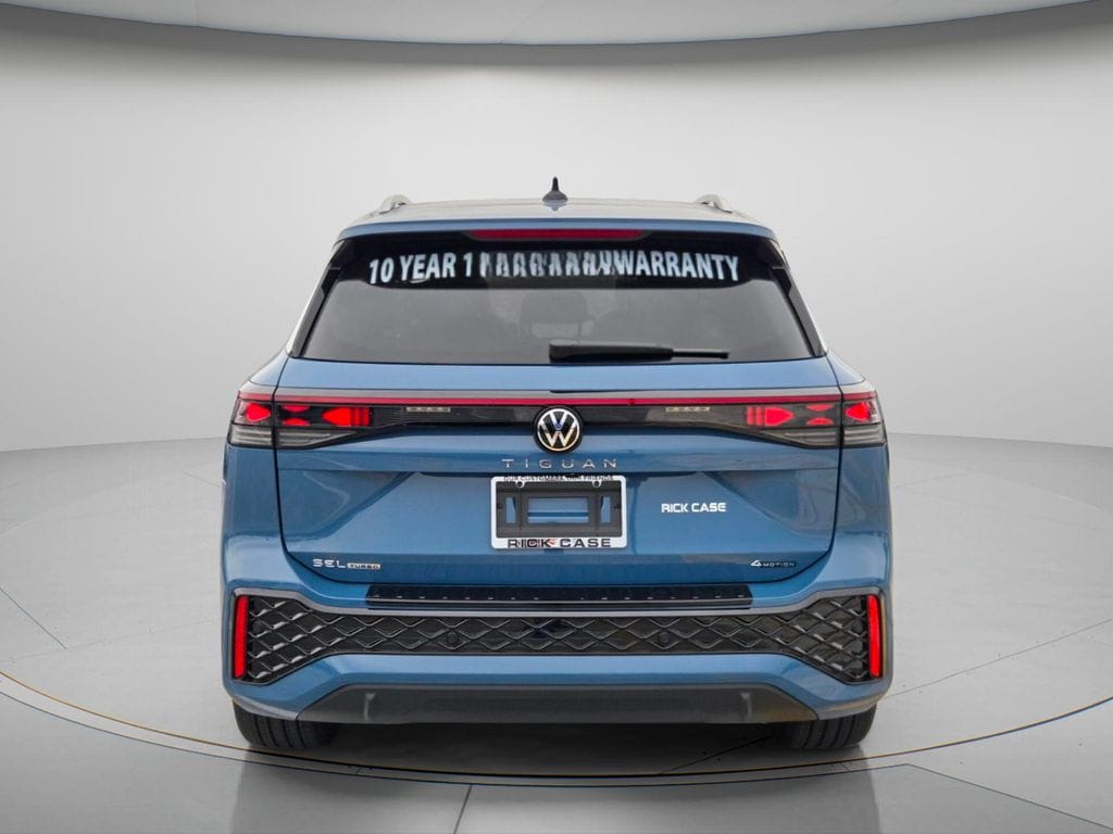 New 2026 Volkswagen Tiguan SEL R-Line Turbo SUV