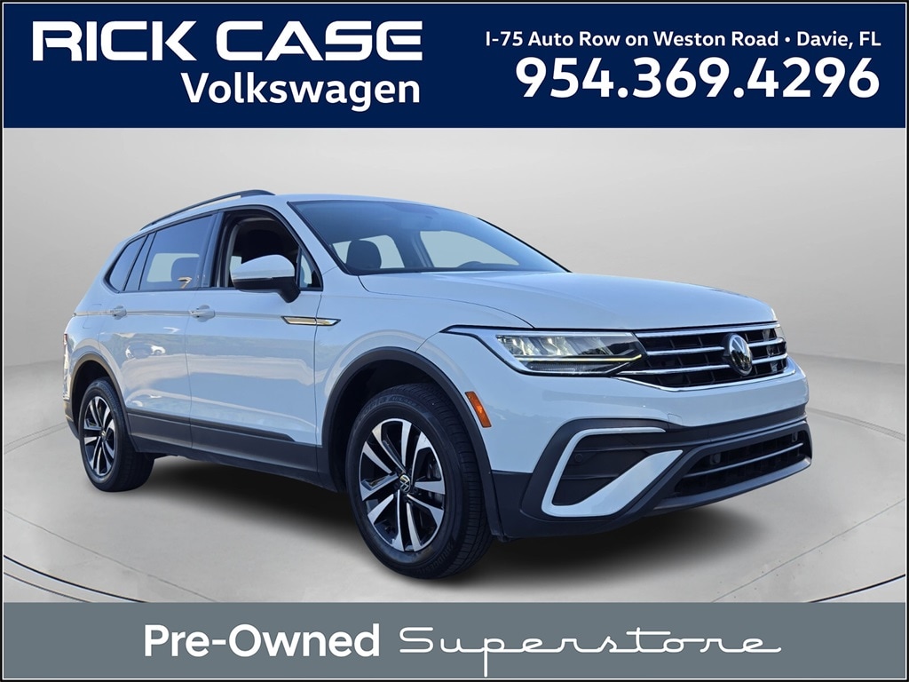 2022 Volkswagen Tiguan S's photo