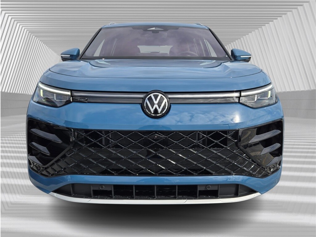 New 2026 Volkswagen Tiguan 2.0T SEL R-Line SUV