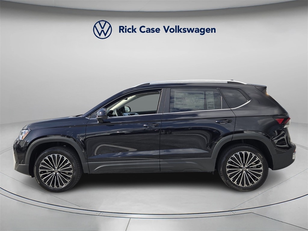 New 2026 Volkswagen Taos 1.5T SE SUV