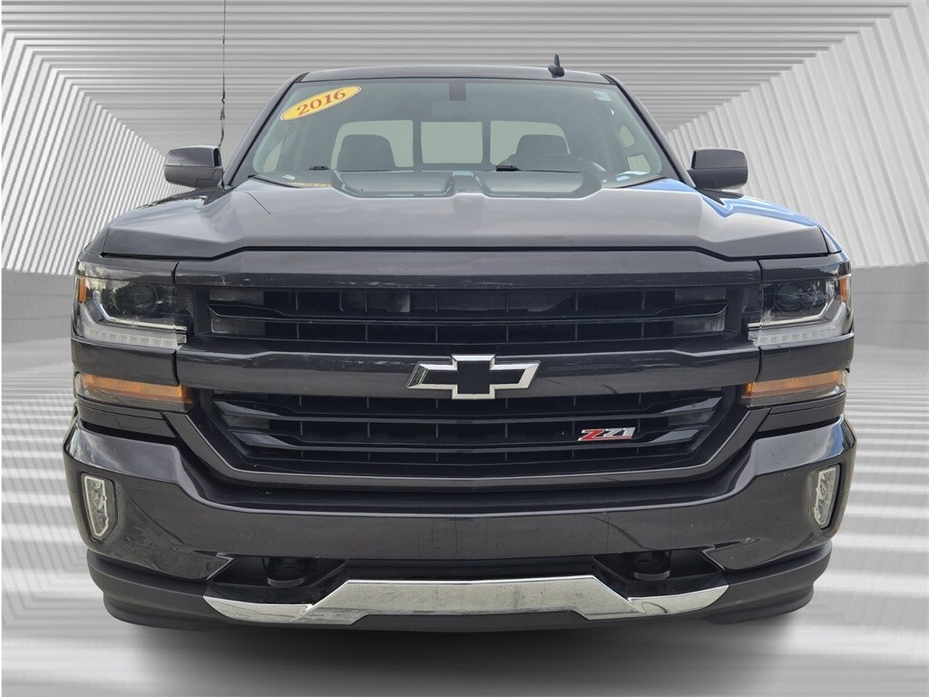 2016 Chevrolet Silverado 1500 LT photo 4