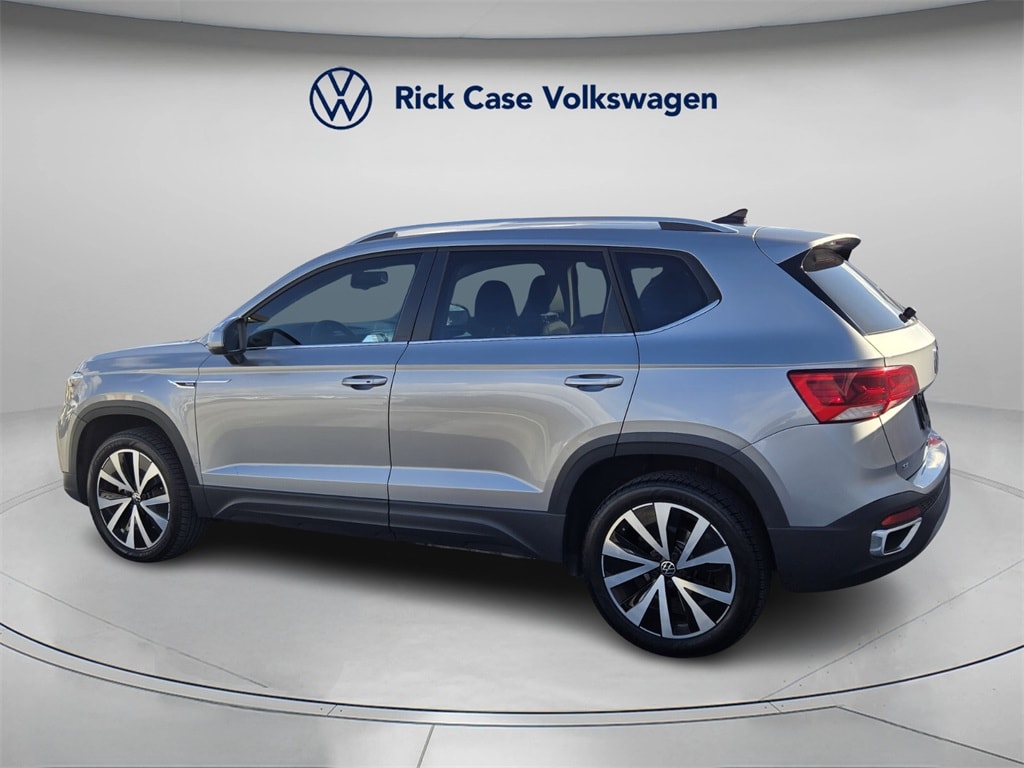 Used 2022 Volkswagen Taos 1.5T SE SUV
