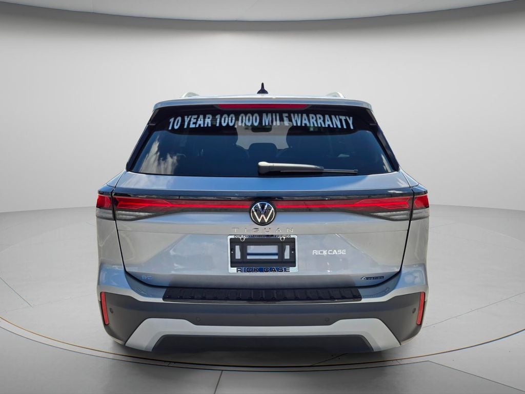 New 2026 Volkswagen Tiguan SE SUV