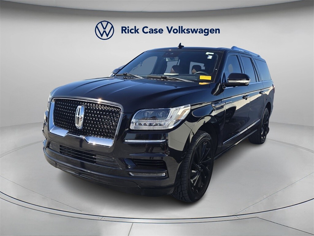 2021 Lincoln Navigator L Reserve photo 3