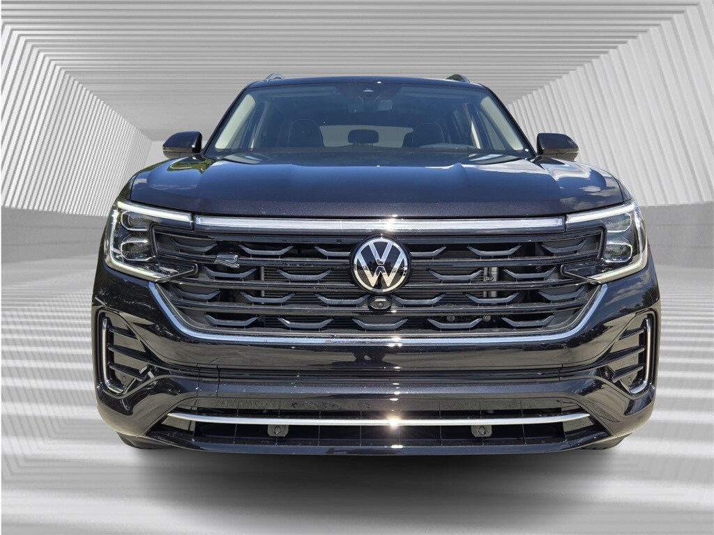 2026 Volkswagen Atlas SEL Premium R-Line photo 2