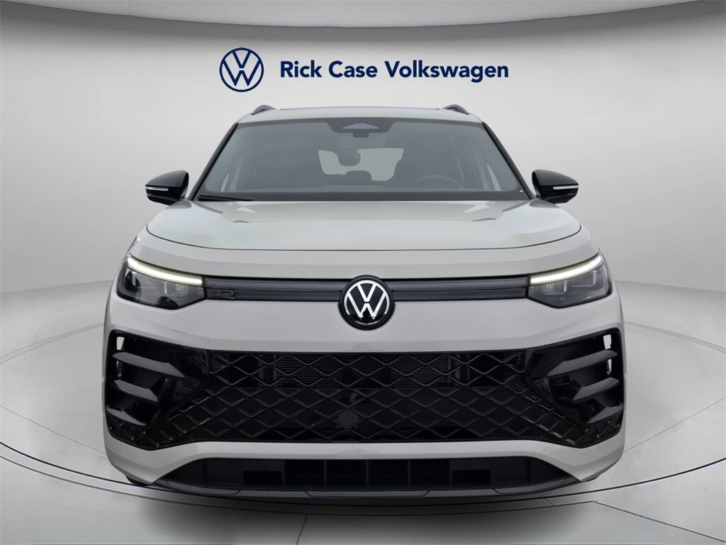 New 2026 Volkswagen Tiguan 2.0T SE R-Line Black SUV