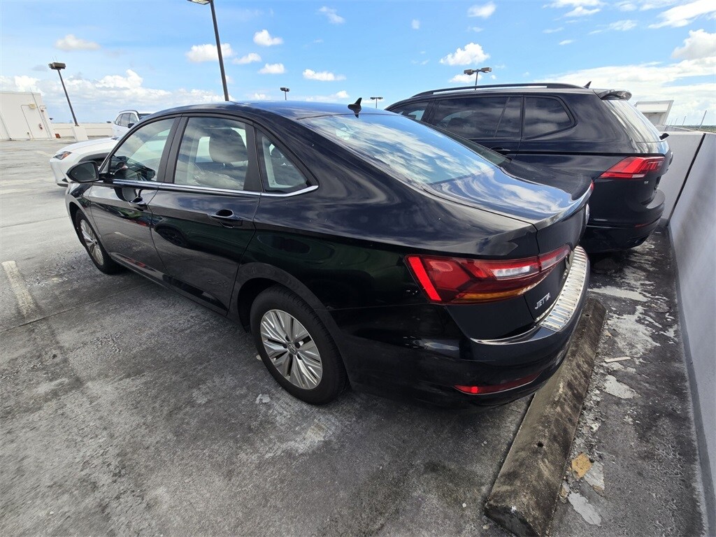 2019 Volkswagen Jetta 1.4T photo 2