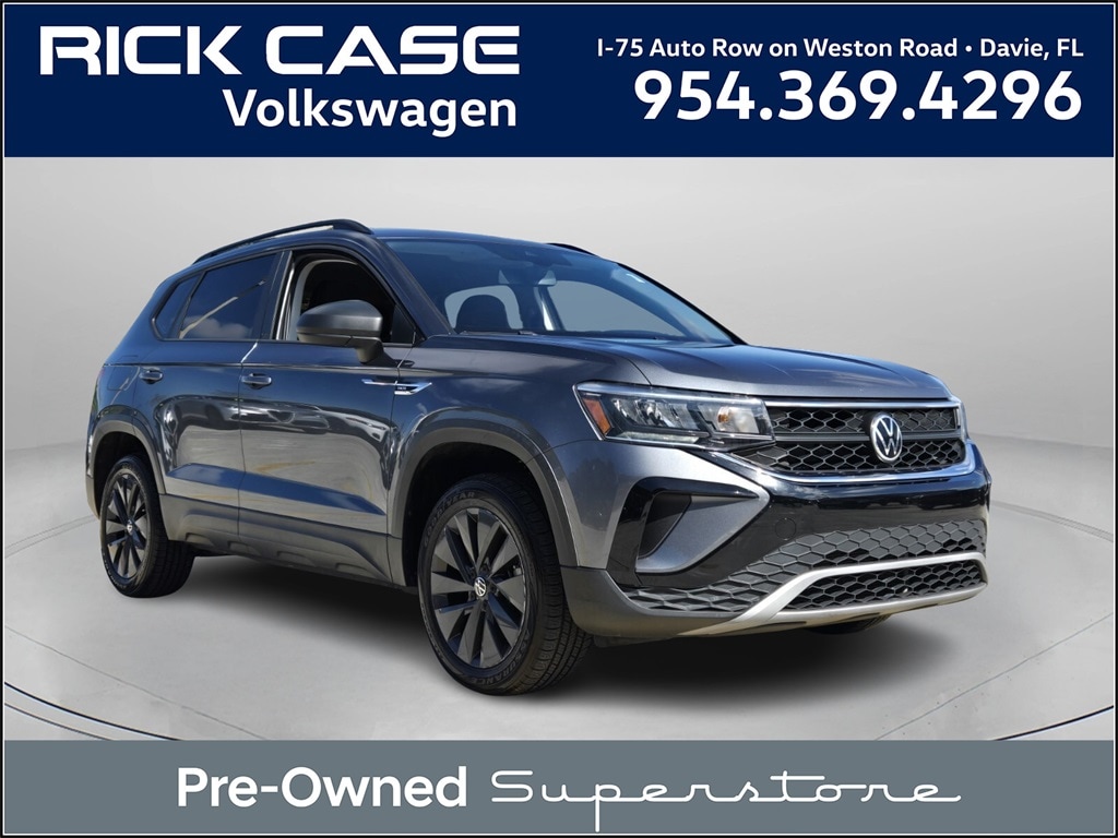 2022 Volkswagen Taos S's photo