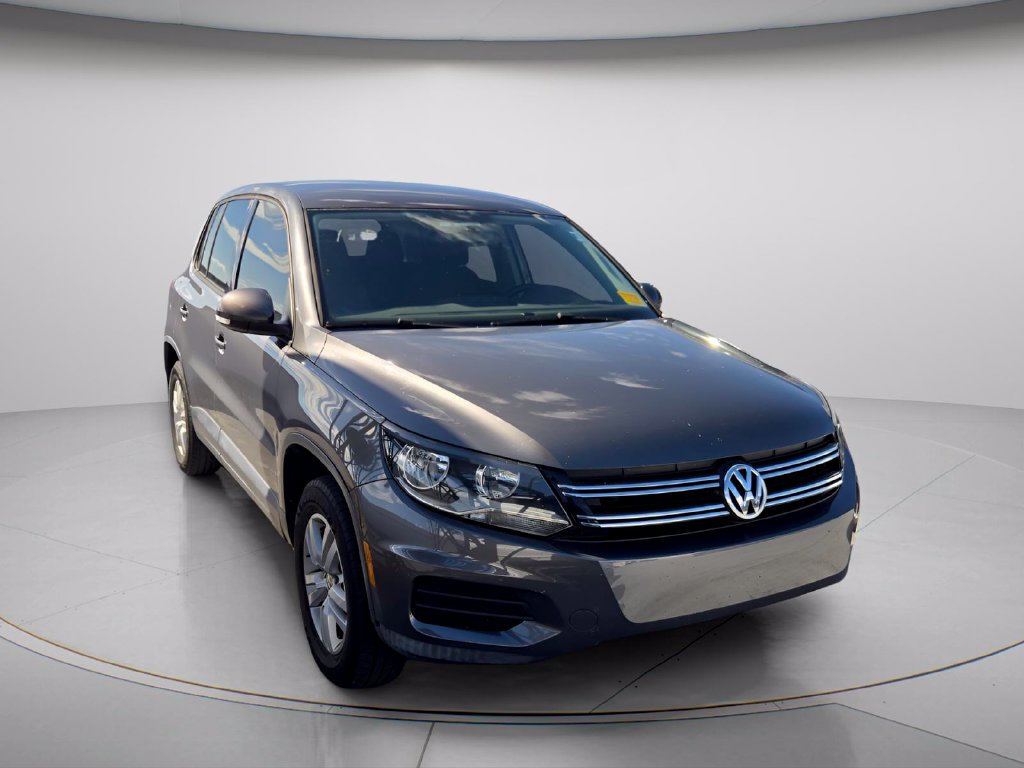 Used 2014 Volkswagen Tiguan S SUV