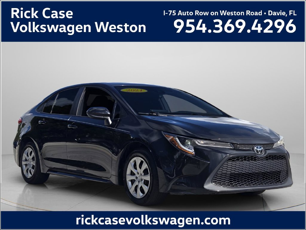Used 2021 Toyota Corolla LE Sedan