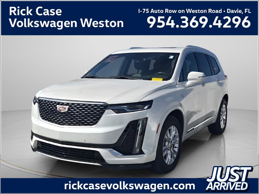 2025 Cadillac XT6 Luxury