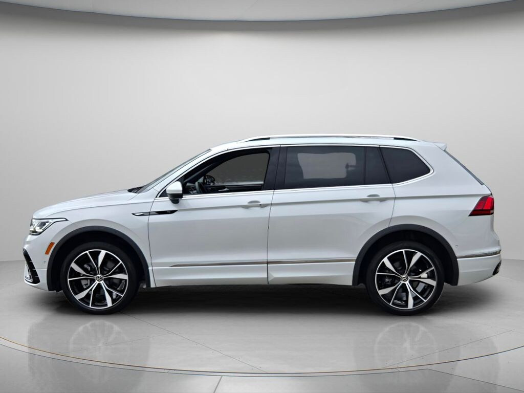 Certified 2024 Volkswagen Tiguan 2.0T SEL R-Line SUV