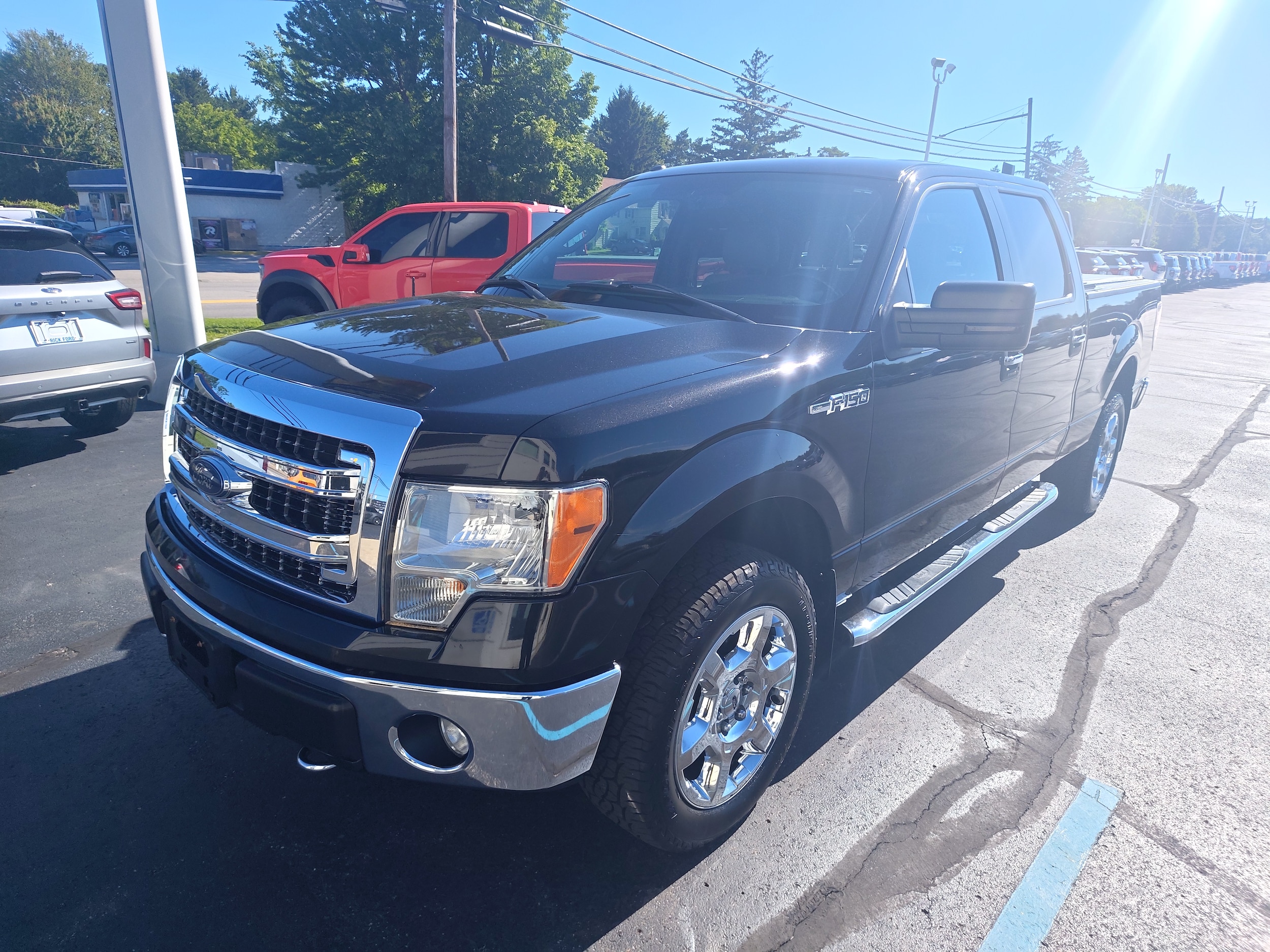 Used 2014 Ford F-150 XLT with VIN 1FTFW1EF8EFC44575 for sale in Hemlock, MI
